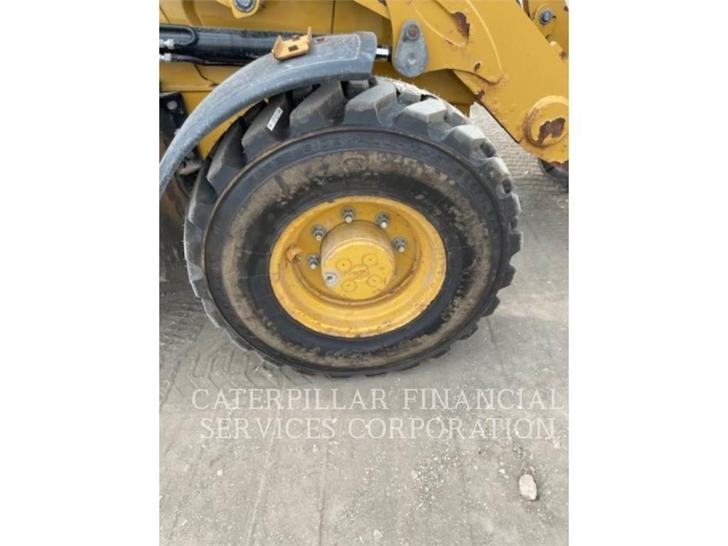 CAT 420F2IT Tractopelle