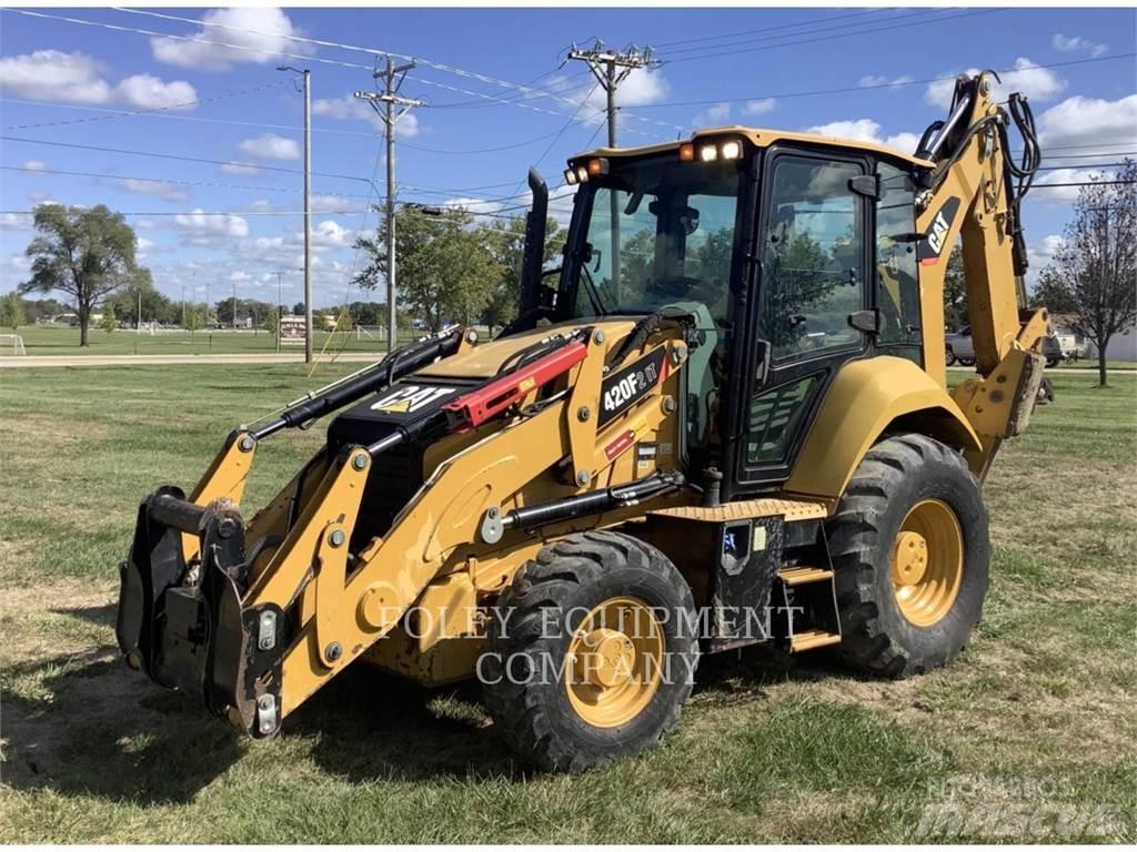CAT 420F2IT Tractopelle
