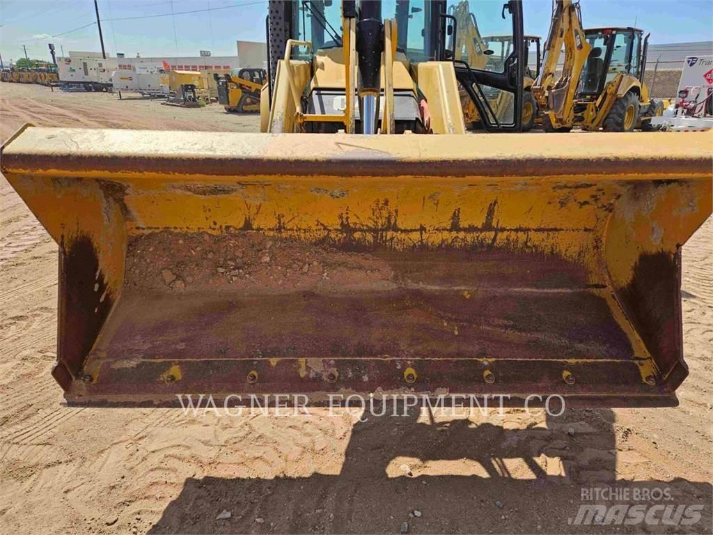 CAT 420F2ST Tractopelle