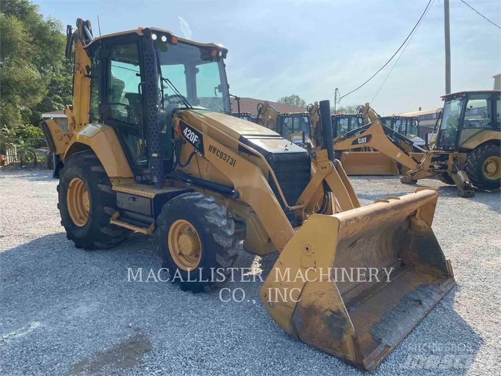 CAT 420F2ST Tractopelle
