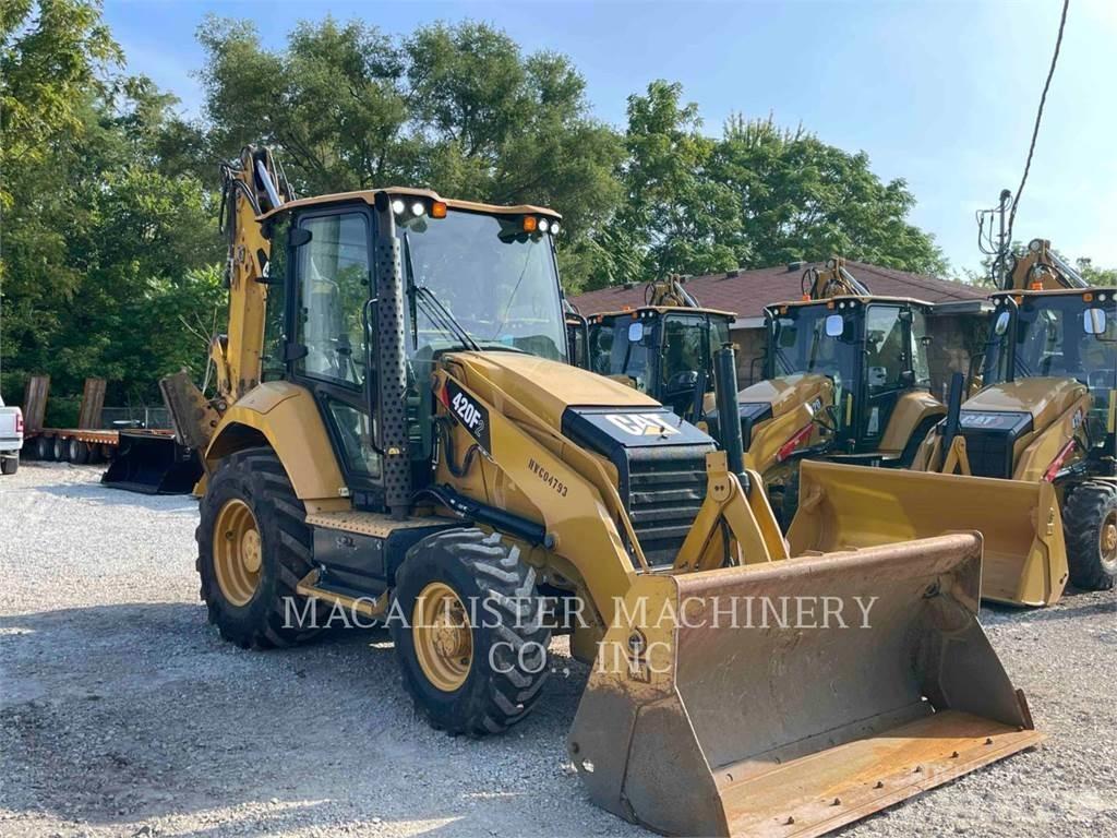 CAT 420F2ST Tractopelle