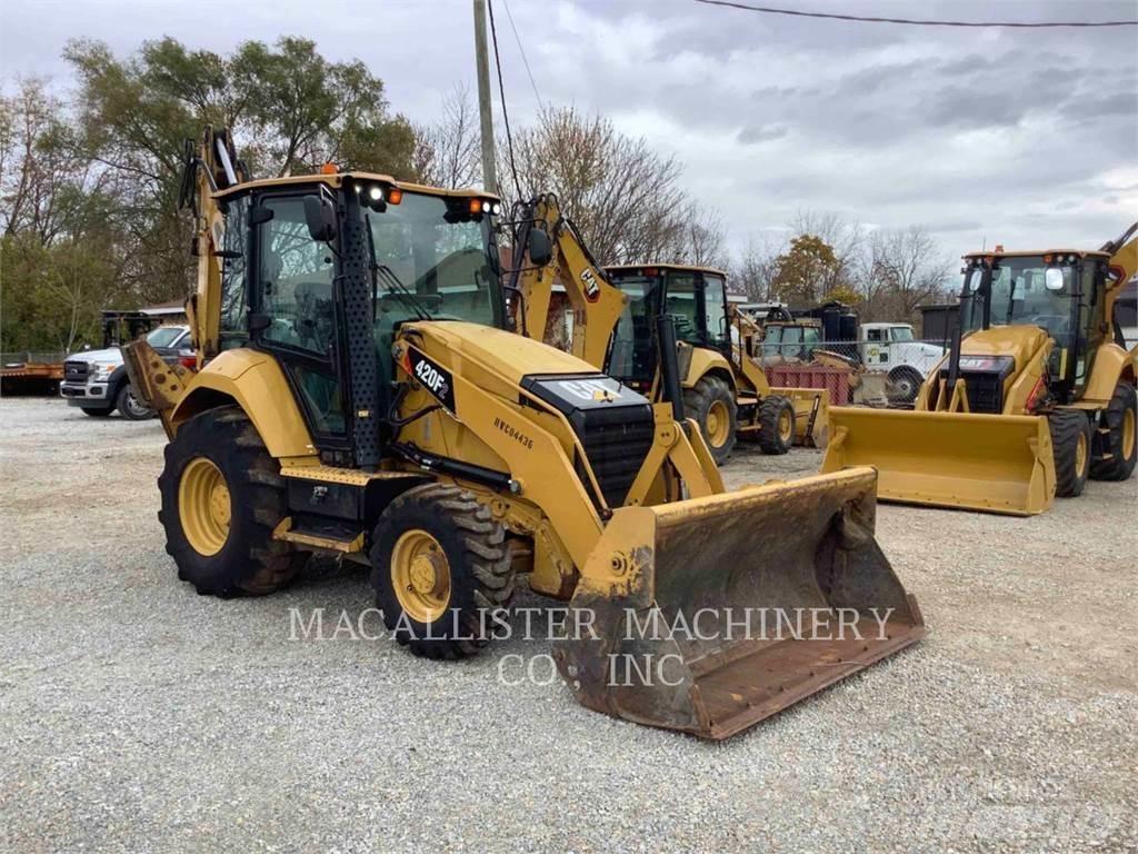 CAT 420F2ST Tractopelle