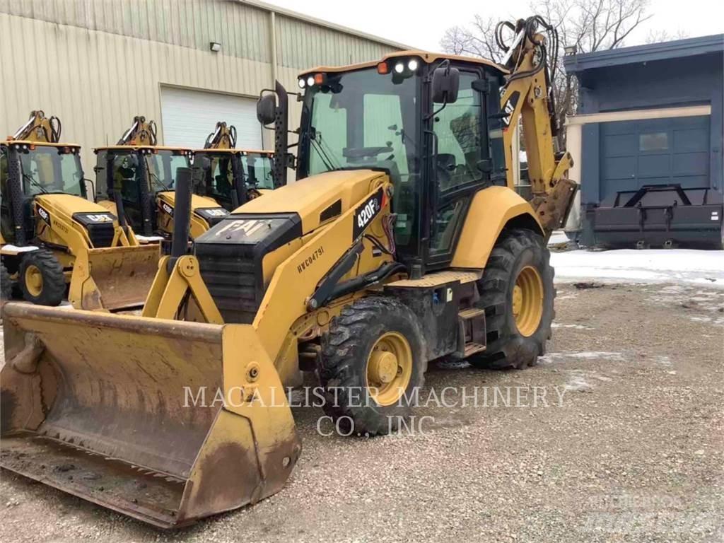CAT 420F2ST Tractopelle