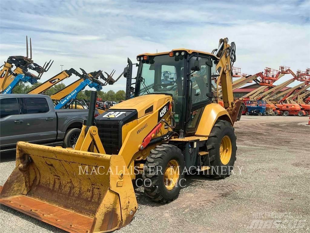CAT 420F2ST Tractopelle