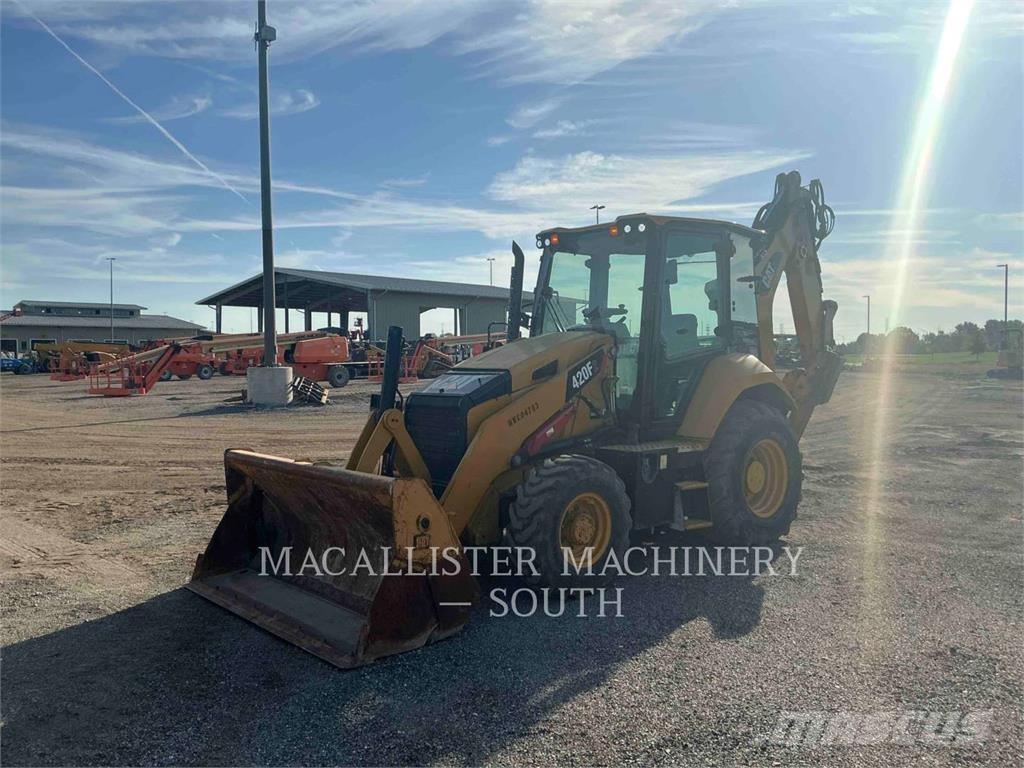 CAT 420F2ST Tractopelle