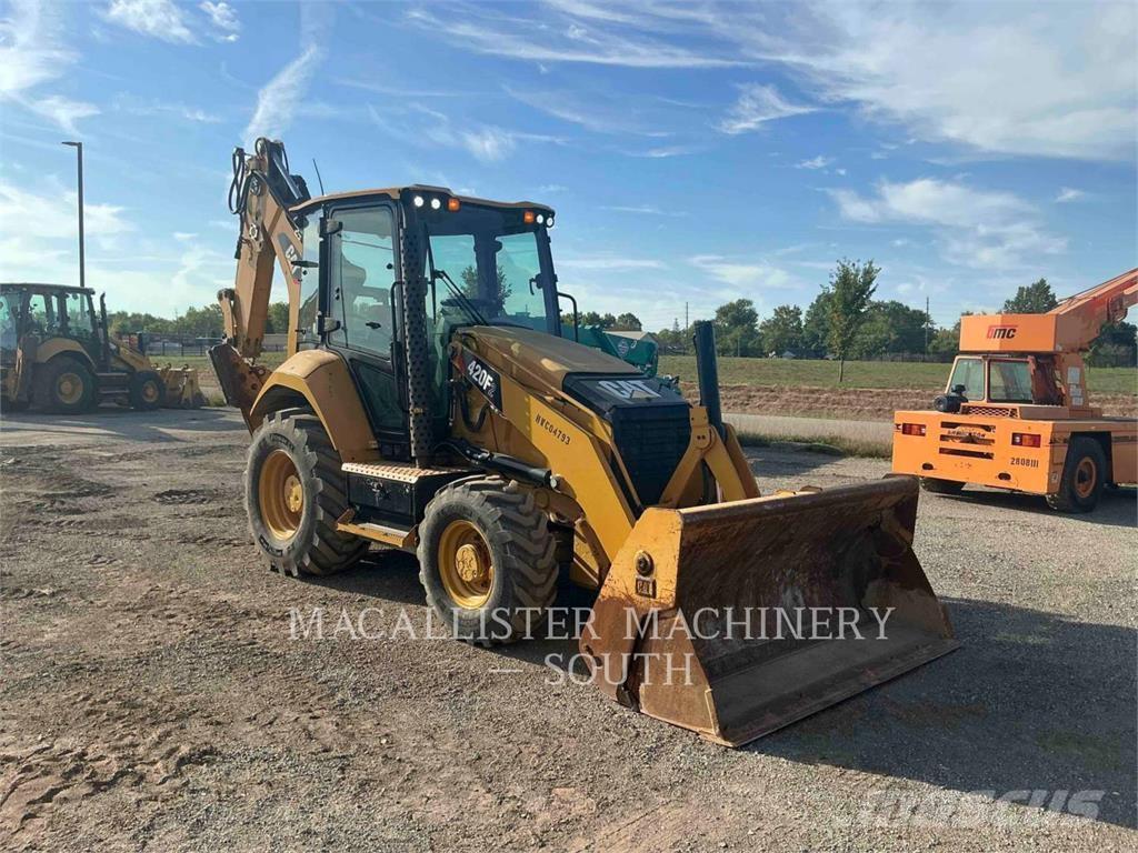 CAT 420F2ST Tractopelle