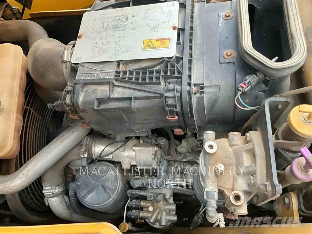 CAT 420FST Tractopelle