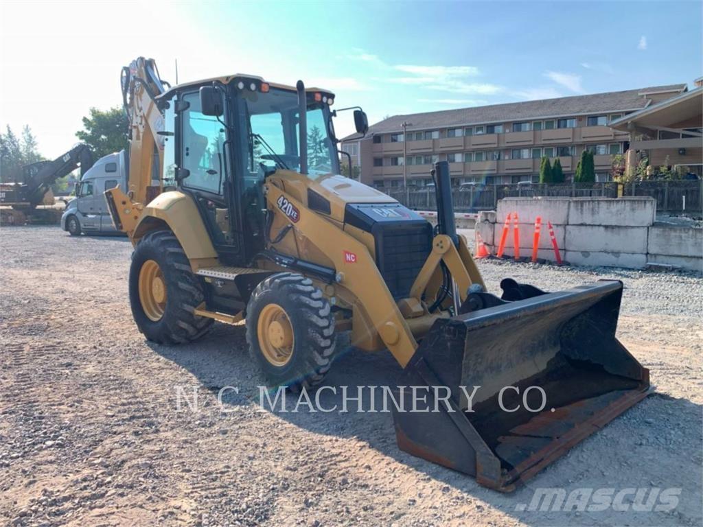 CAT 420XE Tractopelle