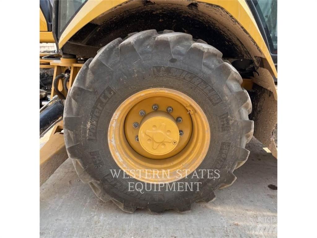 CAT 420XE Tractopelle