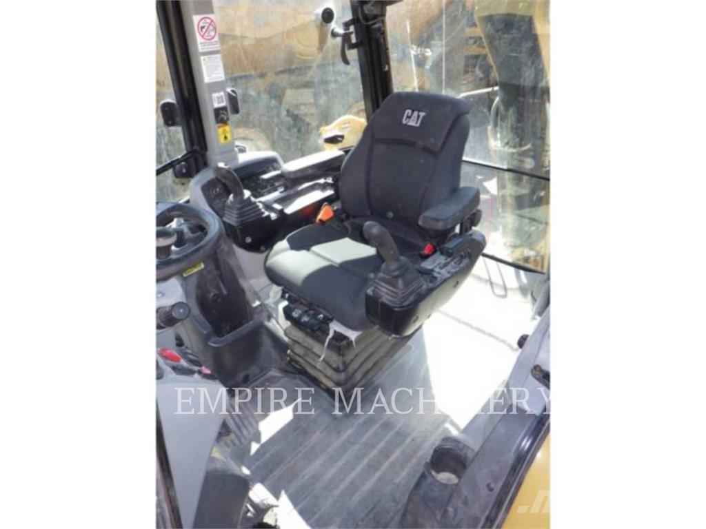 CAT 420XE4ECIP Tractopelle