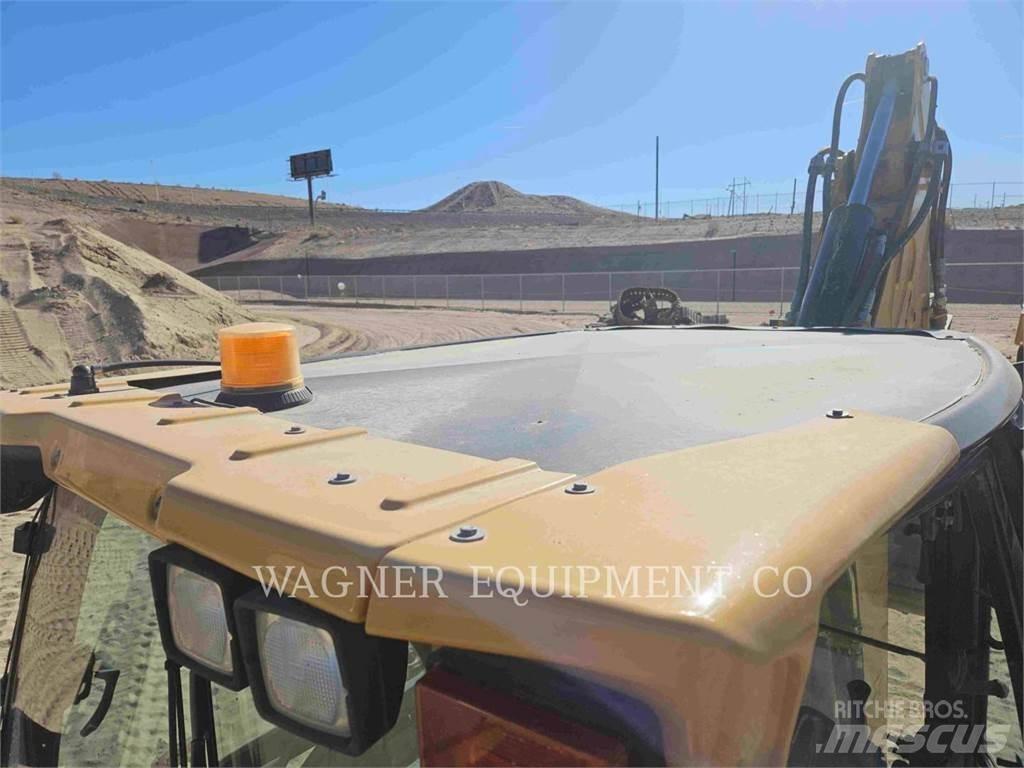 CAT 430F 4WD Tractopelle
