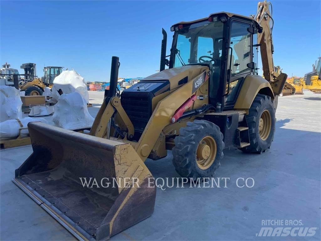 CAT 430F2 4WD Tractopelle