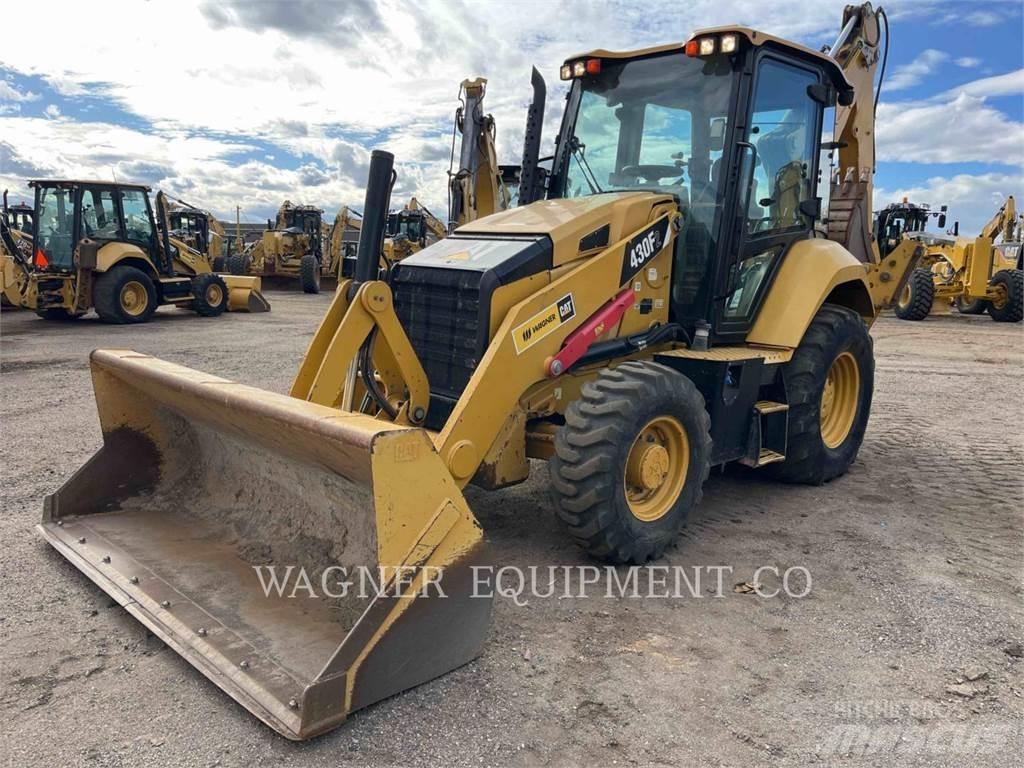 CAT 430F2 4WD Tractopelle