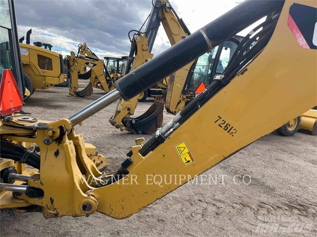 CAT 430F2 4WD Tractopelle