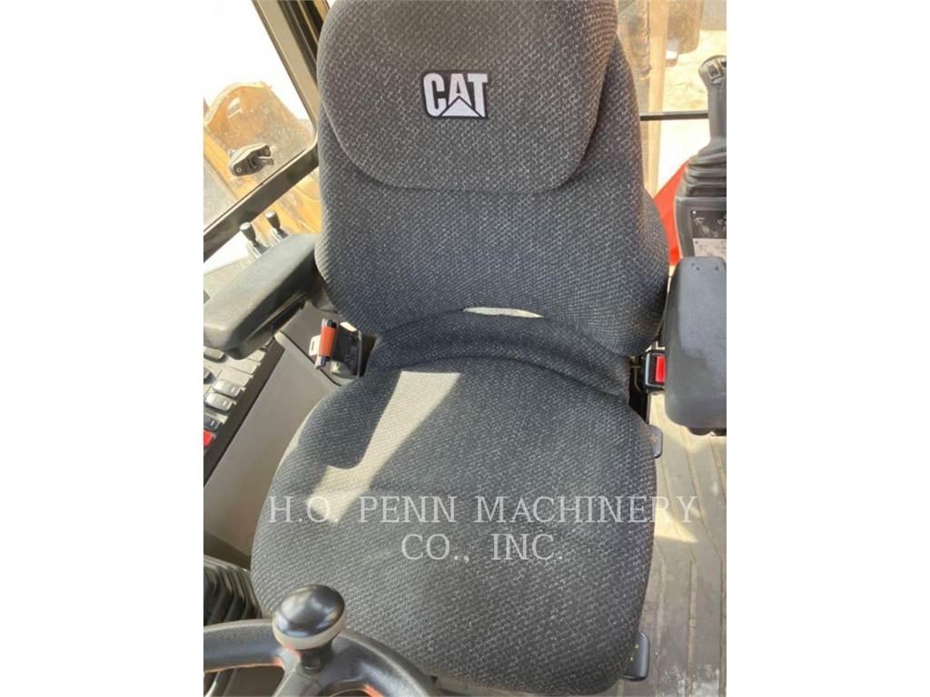 CAT 430F2ST Tractopelle