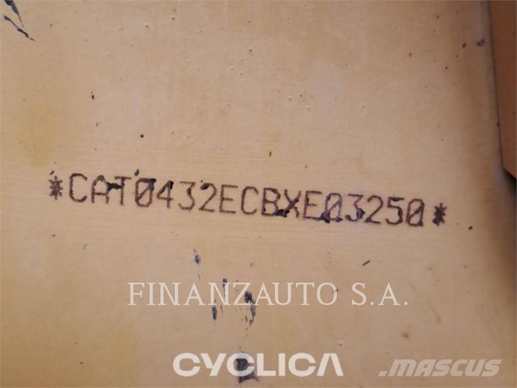 CAT 432F Tractopelle