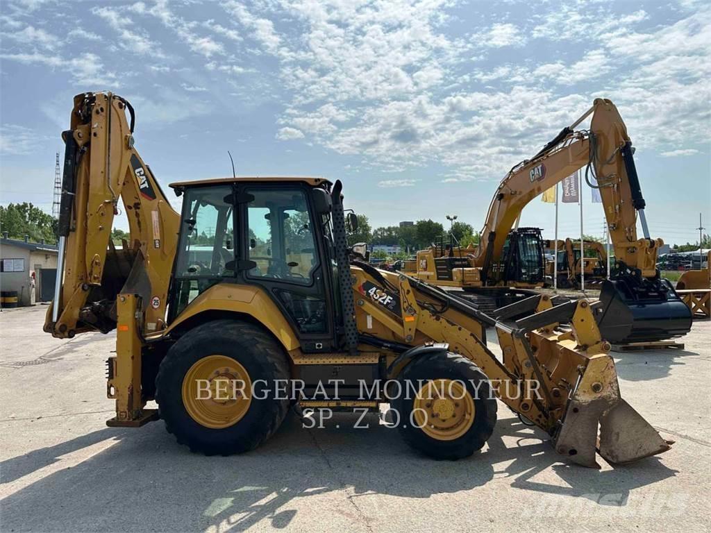 CAT 432F2 Tractopelle