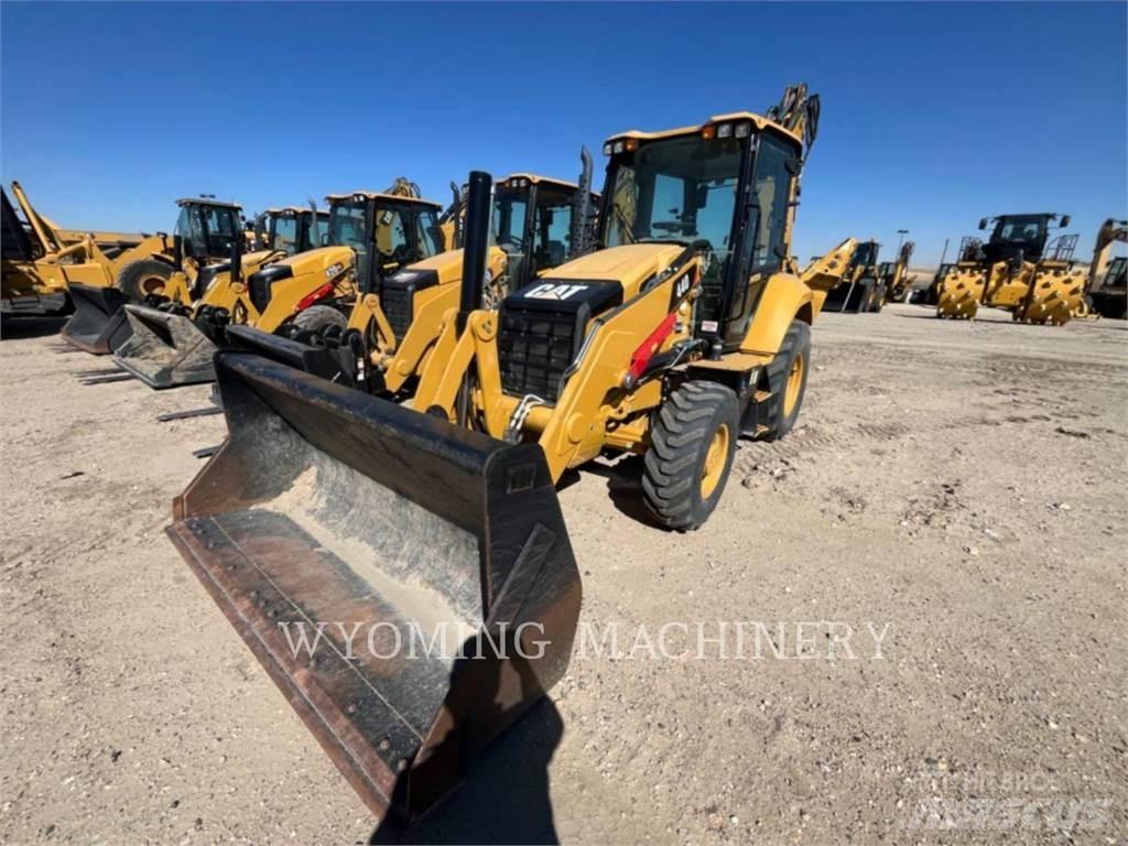 CAT 440 Tractopelle