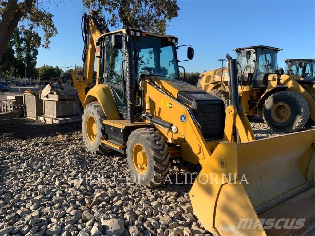 CAT 440 Tractopelle