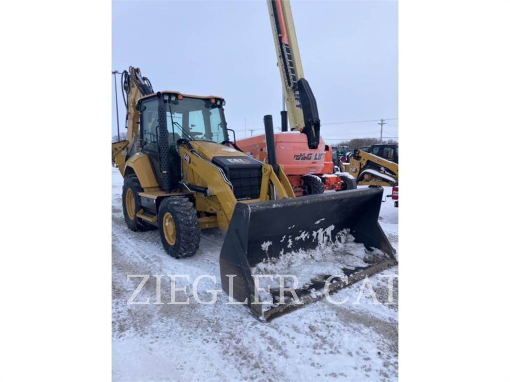 CAT 440-07 Tractopelle