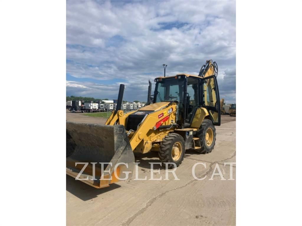 CAT 440-07 Tractopelle
