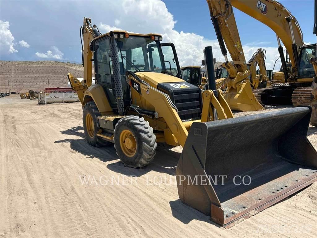 CAT 44007 Tractopelle