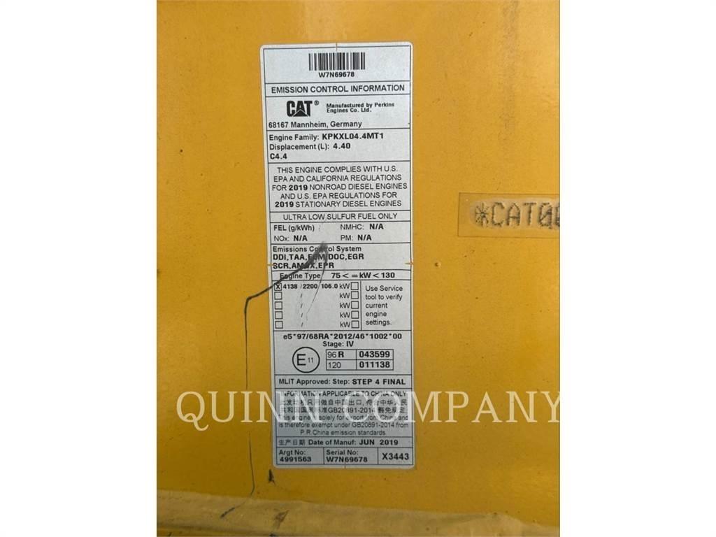 CAT 450 Tractopelle