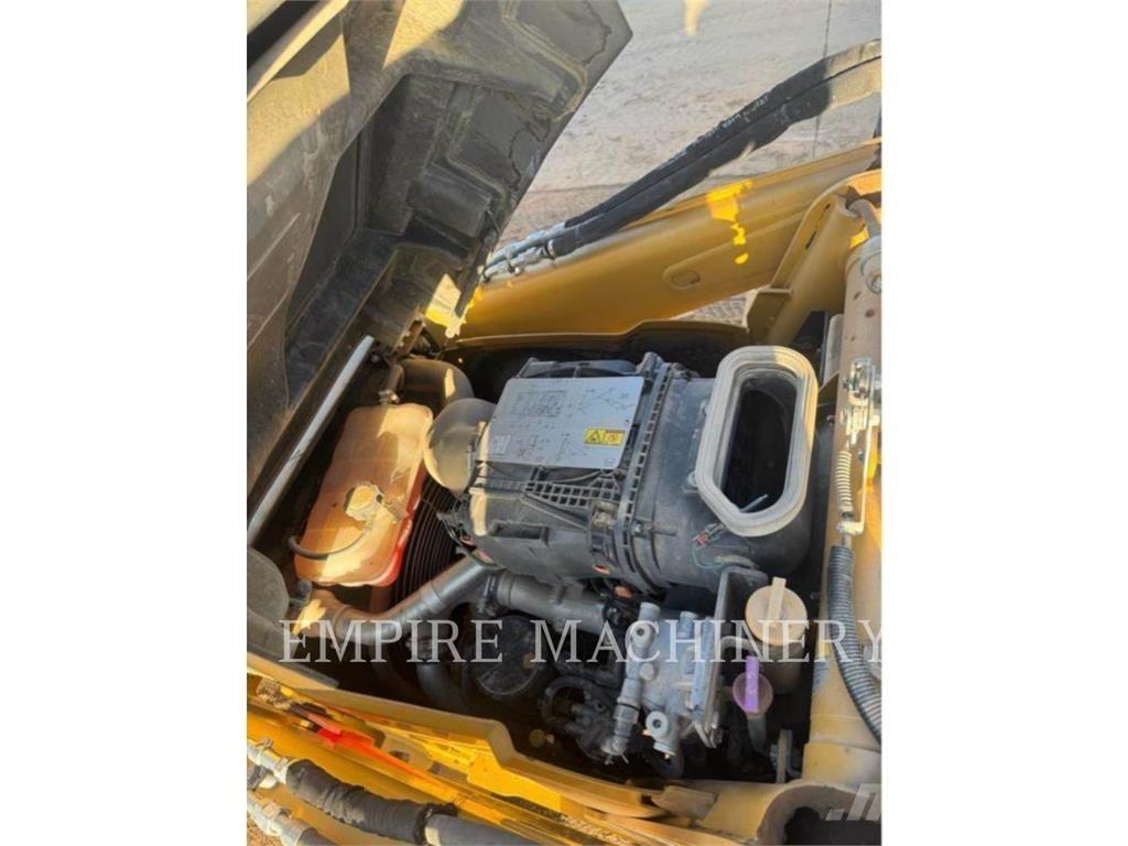 CAT 450-074EOP Tractopelle