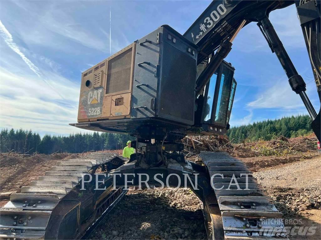 CAT 522B Abatteuse groupeuse
