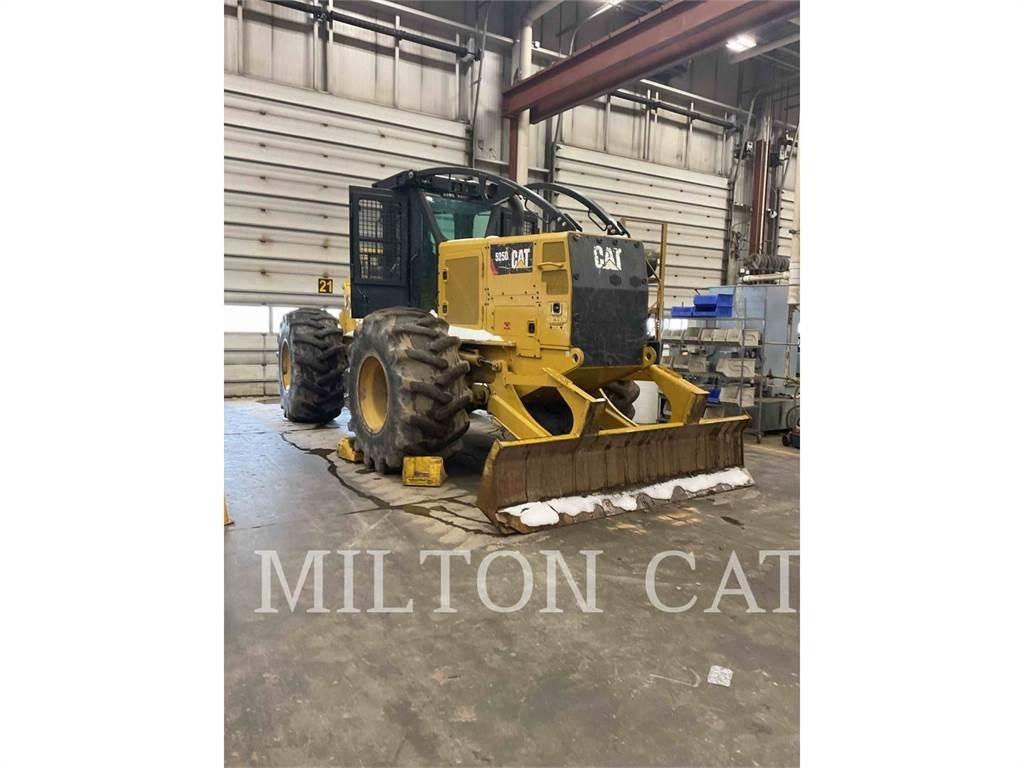 CAT 525D Débusqueur