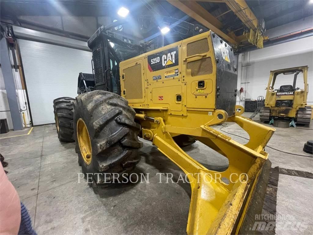 CAT 525D Débusqueur