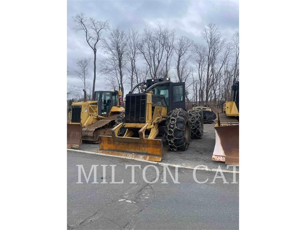 CAT 535C Débusqueur