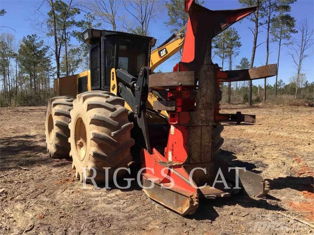 CAT 563C Abatteuse groupeuse