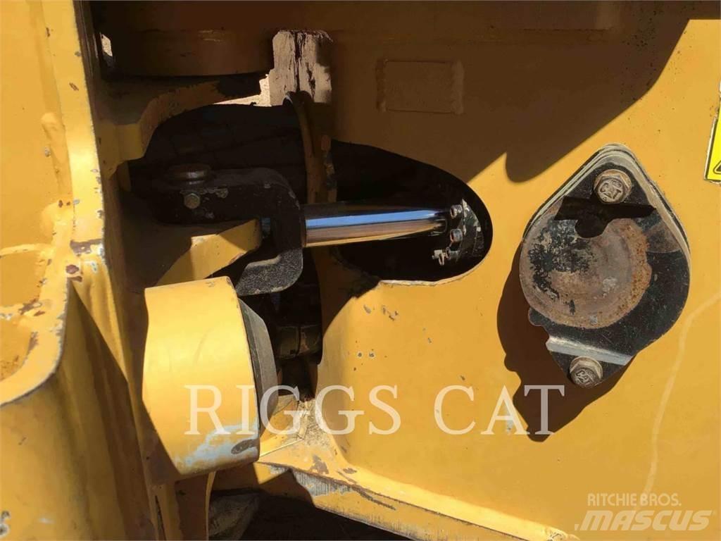 CAT 563C Abatteuse groupeuse
