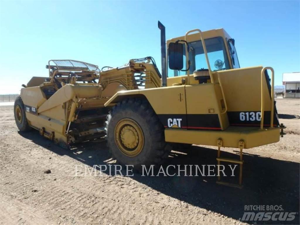 CAT 613C Scraper