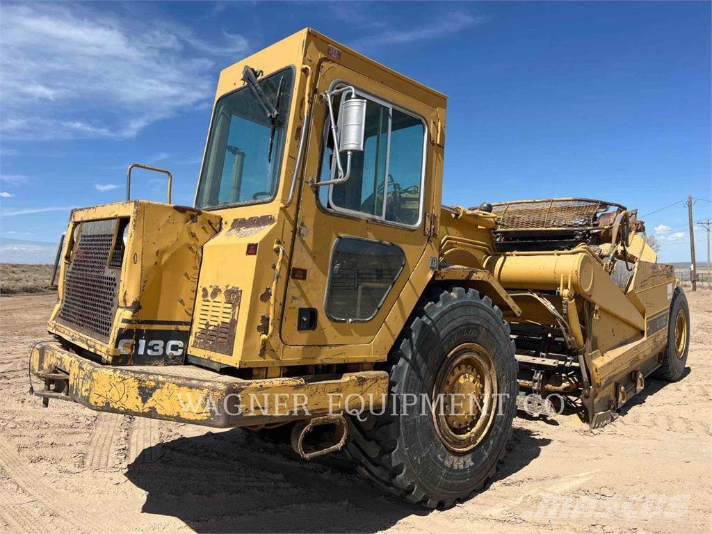 CAT 613C Scraper