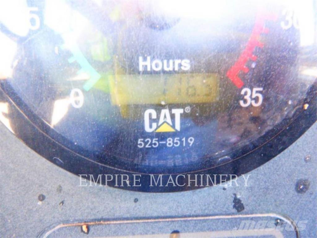 CAT 613C Scraper