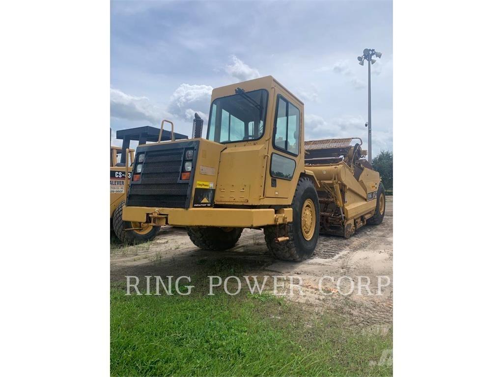 CAT 613C Scraper