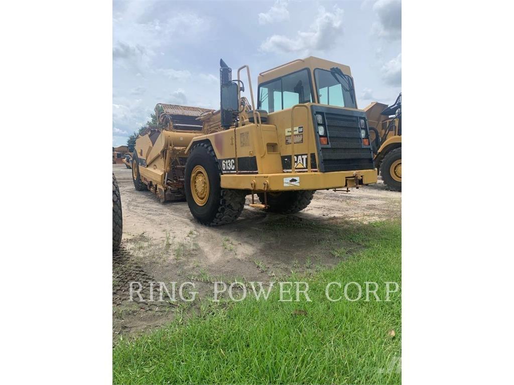 CAT 613C Scraper