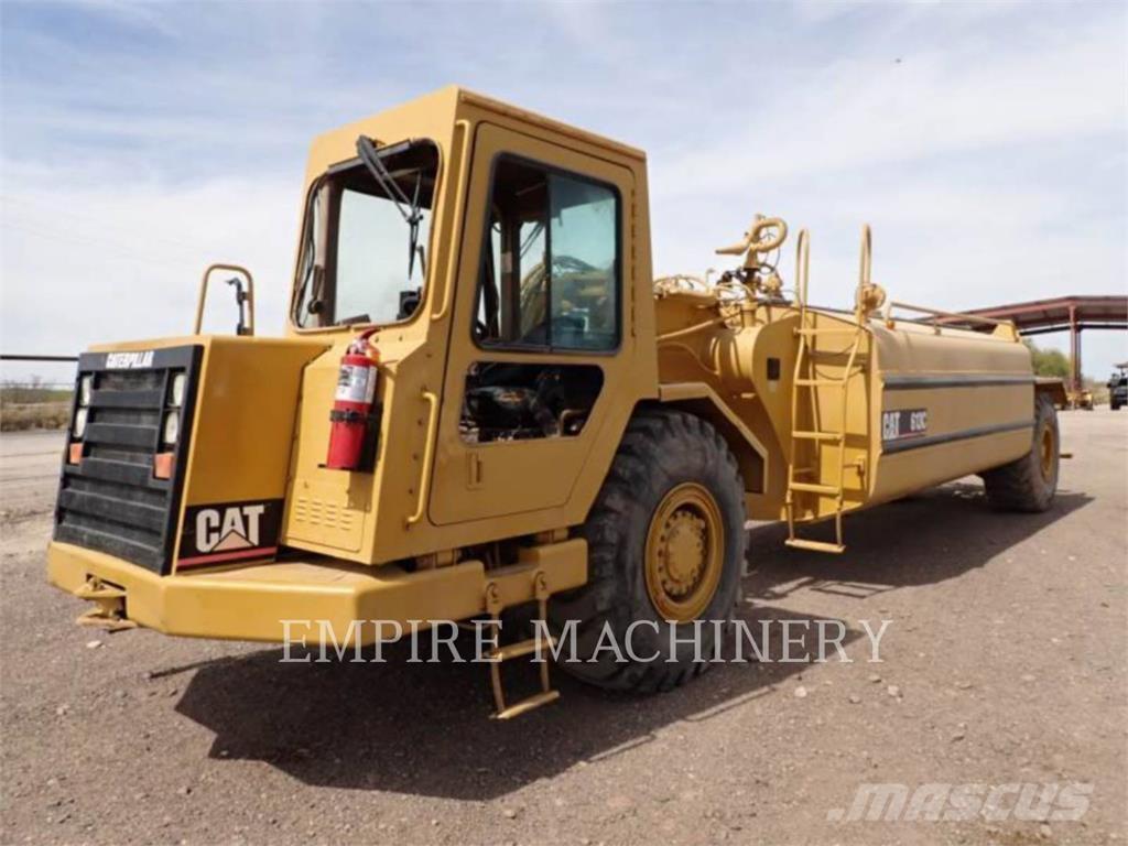 CAT 613C WW Camion citerne à eau