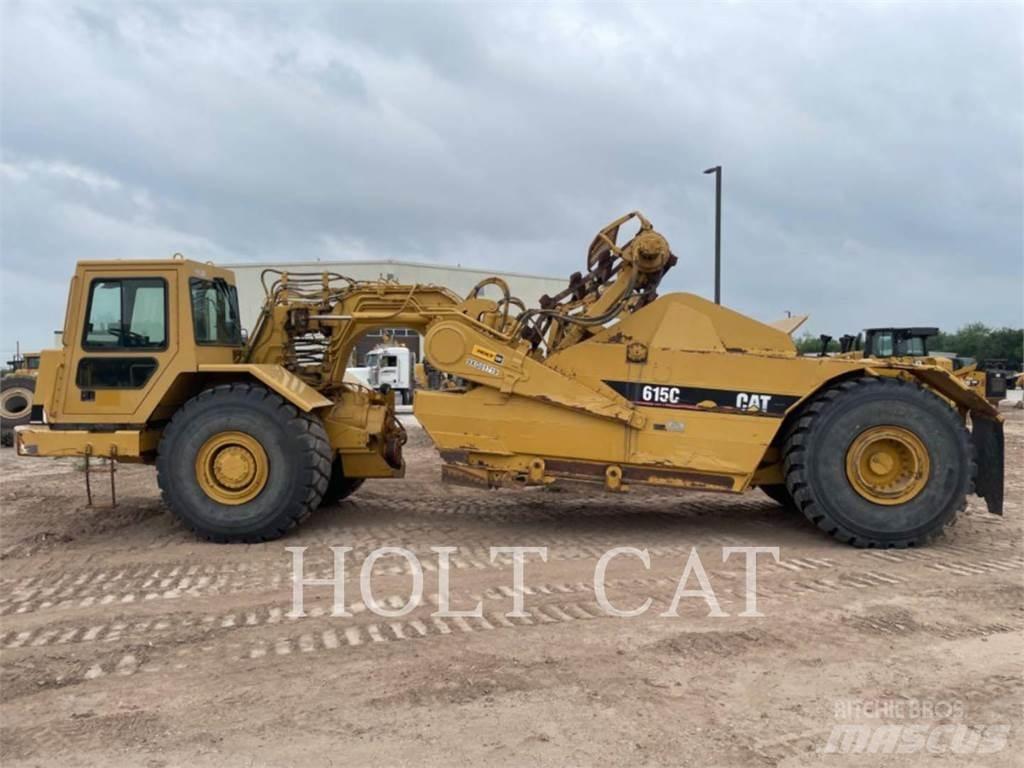 CAT 615C II Scraper