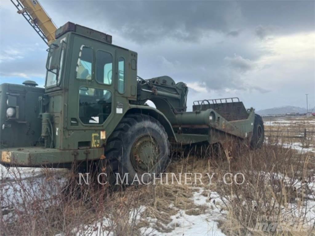 CAT 621B Scraper