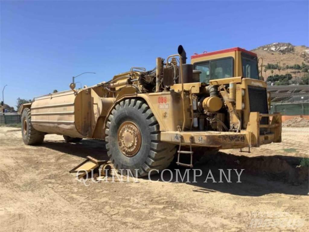 CAT 621F Scraper
