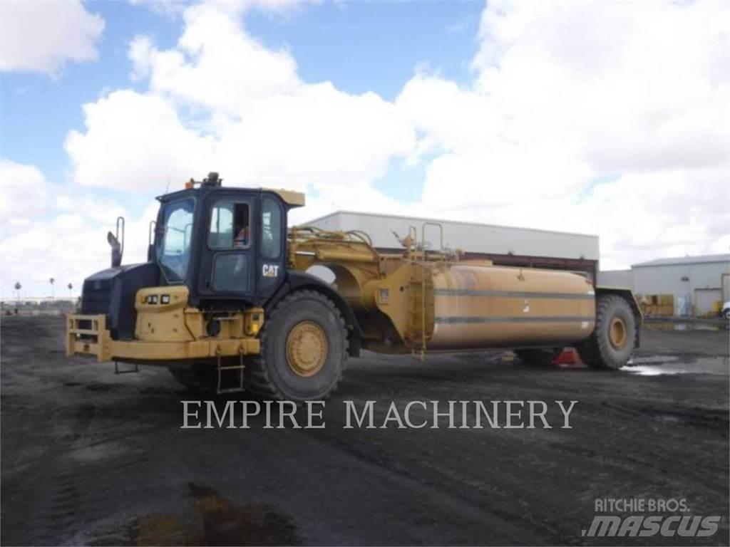 CAT 621H WW Camion citerne à eau