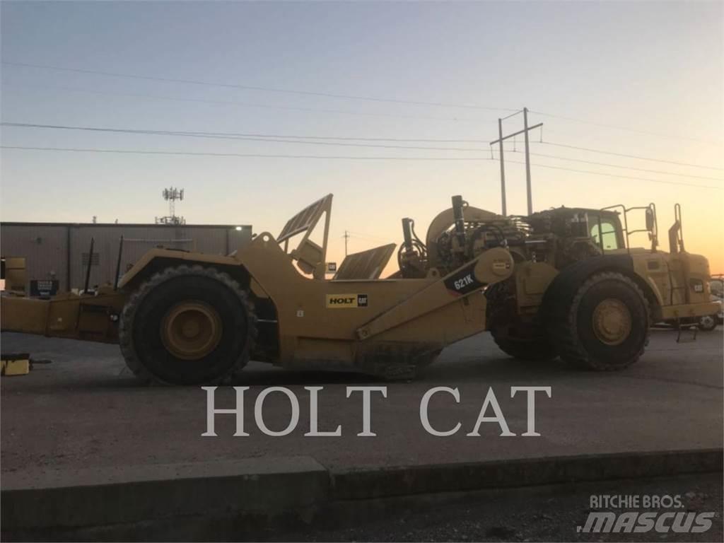 CAT 621K Scraper