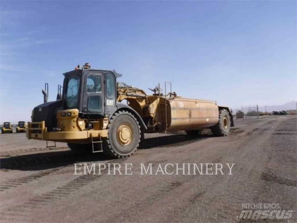 CAT 621K WW Camion citerne à eau