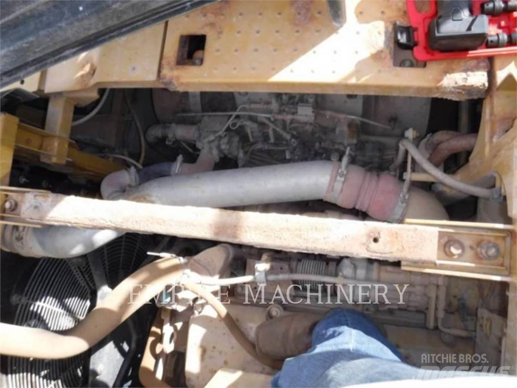 CAT 621K WW Camion citerne à eau