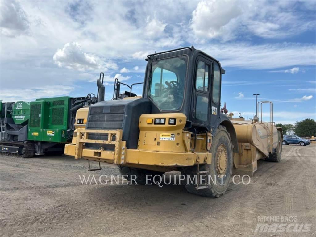 CAT 621K WW Camion citerne à eau