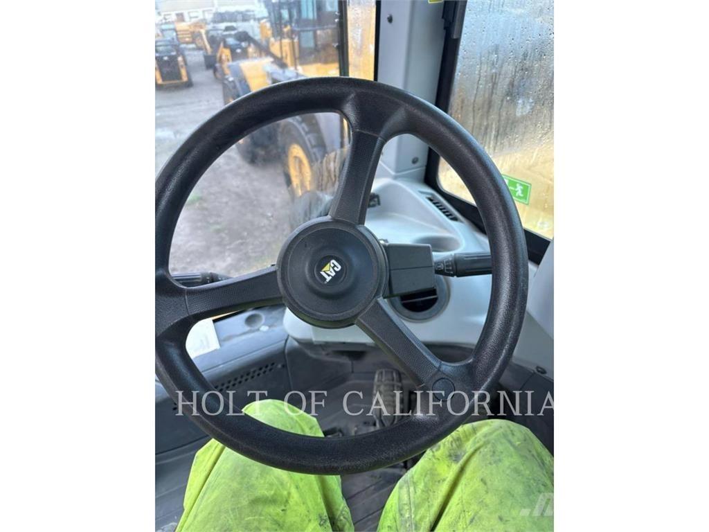 CAT 623 Scraper