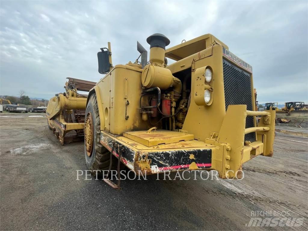 CAT 623B Scraper